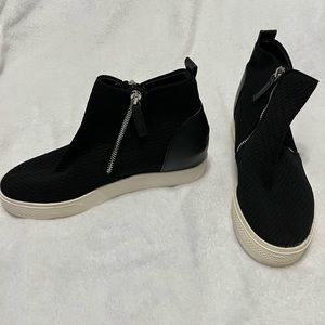 Steve Madden Wedge Tennis Shoes size 8 and 1/2